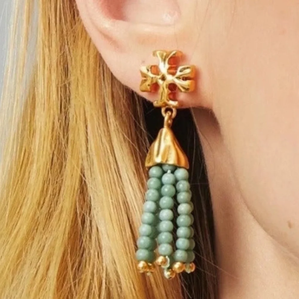 🔥🔥🔥ONE ITEM DEAL OF THE DAY Tory Burch Authentic Earrings Reduced Buy Now & Save